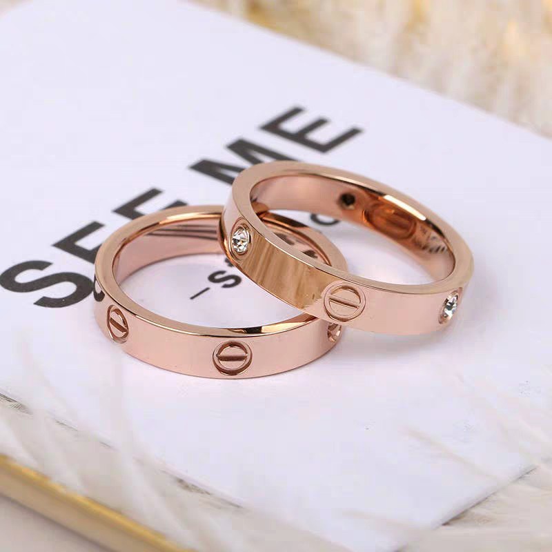 Cincin Bahan Titanium Steel | Cincin Berlian / Berlian Ukuran 5mm | Anting Hypoallergenic Anti Pudar Bahan Stainless Steel | Kotak Hadiah Untuk Hadiah