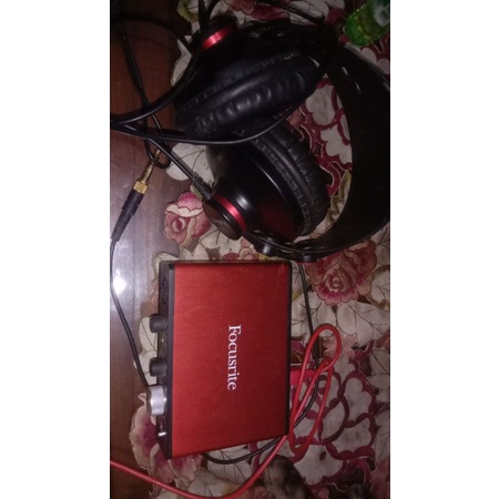 Focusrite scarlett 212 gen 2
