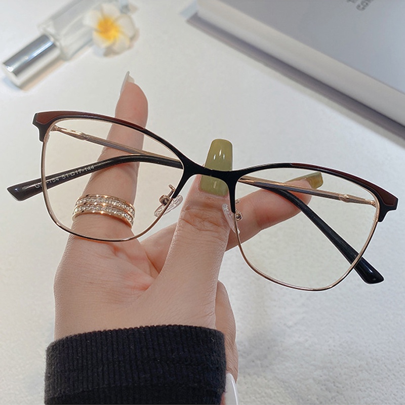 Kacamata Cat Eye Photochromic Anti Radiasi Frame Stainless Steel Untuk Wanita
