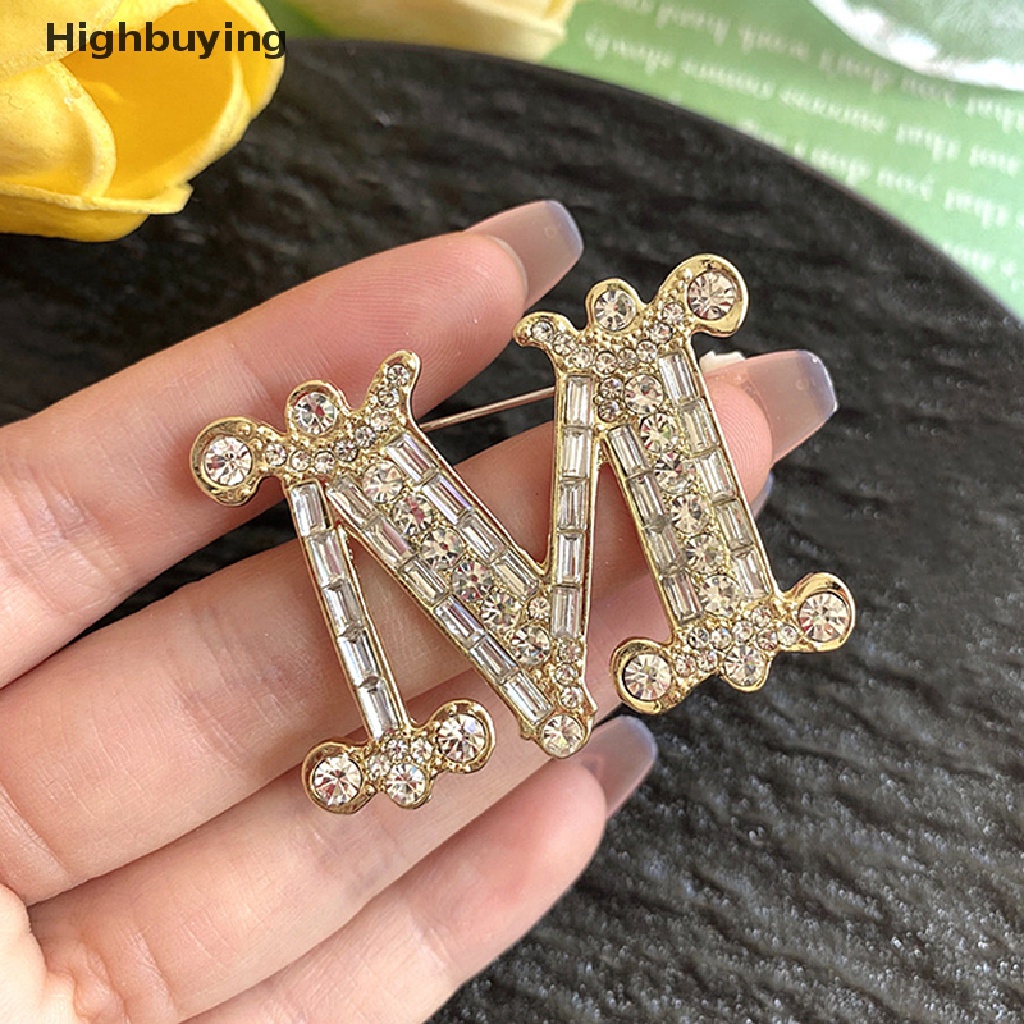 Hbid Fashion Kristal Zirkon M-Huruf Bros Pin Untuk Ransel Kerah Lapel Pin Pesta Perhiasan Aksesoris Glory