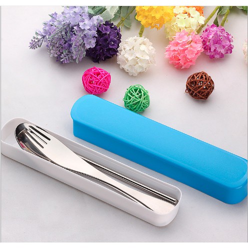 T&amp;Y SENDOK SET 3IN1 BESI KOTAK WARNA ALAT MAKAN 3IN1 SENDOK GARPU STAINLESS STEEL KOTAK TRAVELLING