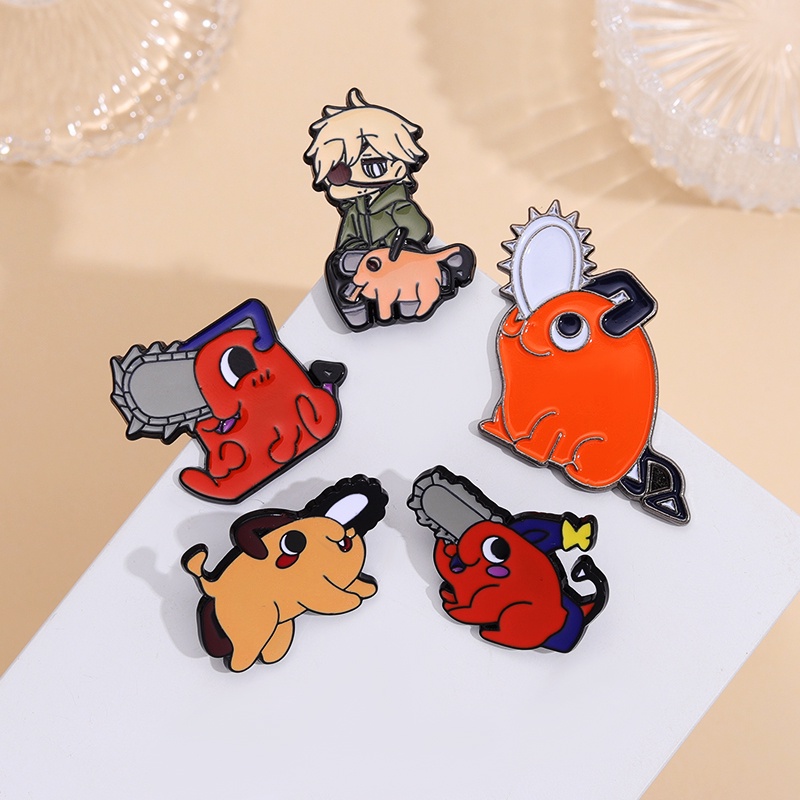 Chainsaw Man Enamel Pin Apanese Anime Kartun Hewan Karakter Lencana Ransel Fans Metal Perhiasan Aksesoris Hadiah