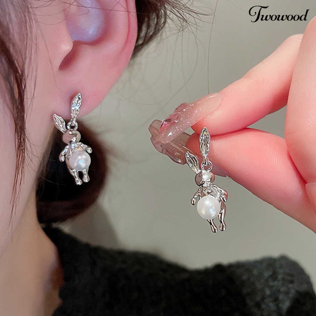 Twowood 1pasang Ear Studs Lucu Warna Perak Membawa Keberuntungan High Gloss Faux Pearl Rabbit Kelinci Wanita Anting Perhiasan Aksesoris