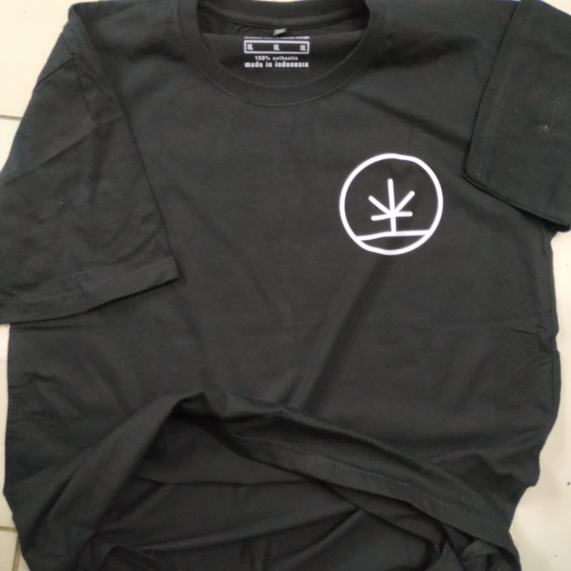Kaos LGN Cannabis Kaos Lingkar Ganja Nusantara Berkualitas.