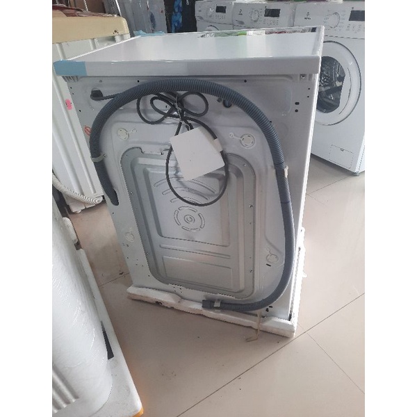 Mesin cuci Front Loading 7Kg LG FM1007N3W