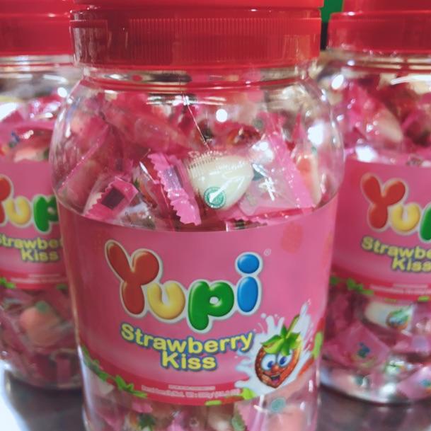 

V95 Yupi kiss toples isi 125 pcs CUCI GUDANG ぬ