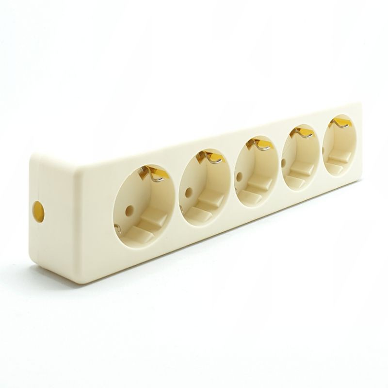 Stop Kontak LOYAL / Terminal LOYAL 5 Lubang LY-905 - Stop kontak Arde