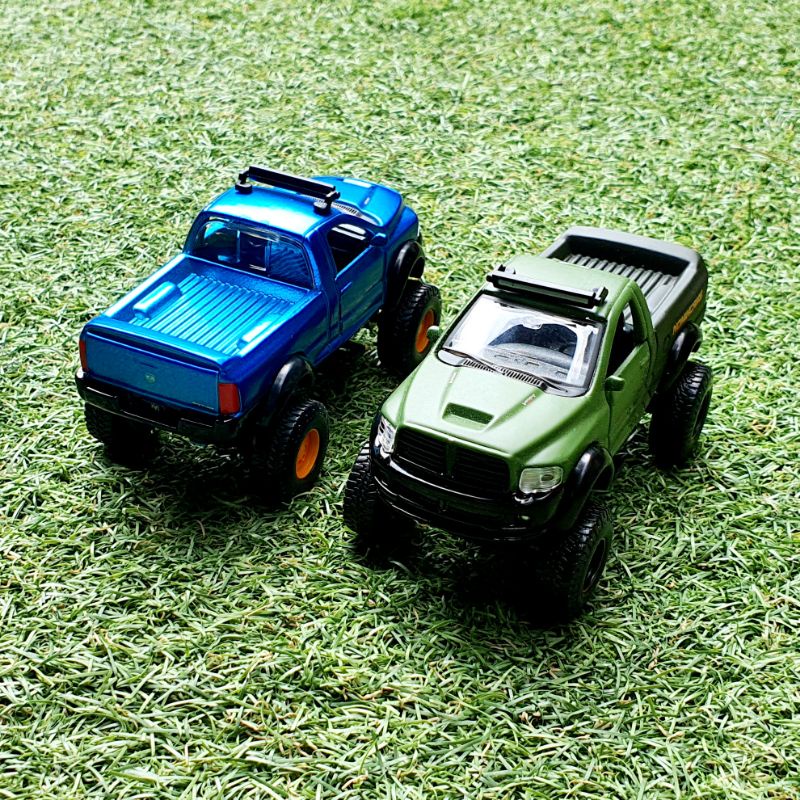 Maisto 4×4 Rebels Diecast Mobil Jeep Wrangler Rubicon Volkswagen Chevrolet  Ford F150 Chevy Silverado Ford F350 Dodge  Miniatur Jeep Offroad Mainan jip Bigfoot Pickup