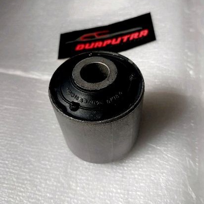 Bushing as link stabil belakang innova 48702-0K180 original