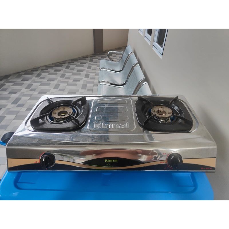 *bekas. kompor gas rinnai 2tungku kondisi masih bagus
