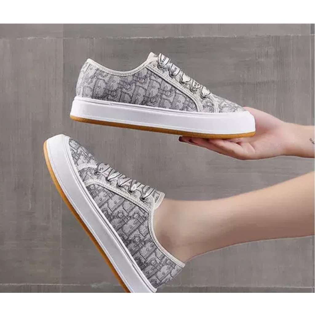 COD BAYAR DITEMPAT!!!  7010 Sepatu Sneakers Wanita Bermotif