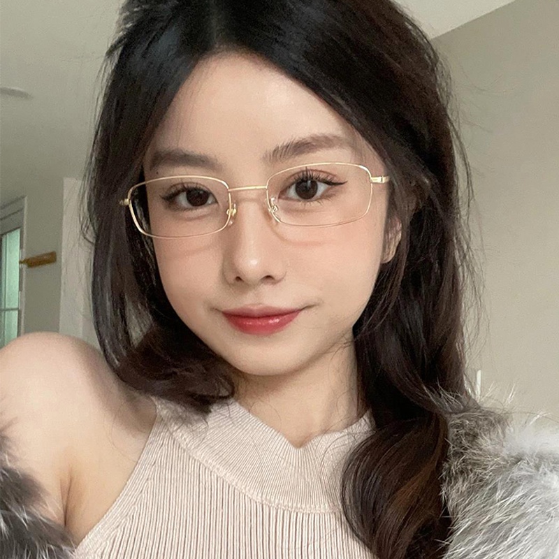 Papaozhu Ins Trendy Emas Sempit Persegi Panjang Frame Kacamata Untuk Wanita Pria Gaya Aesthetic Metal Kacamata Outdoor OOTD Eyewear