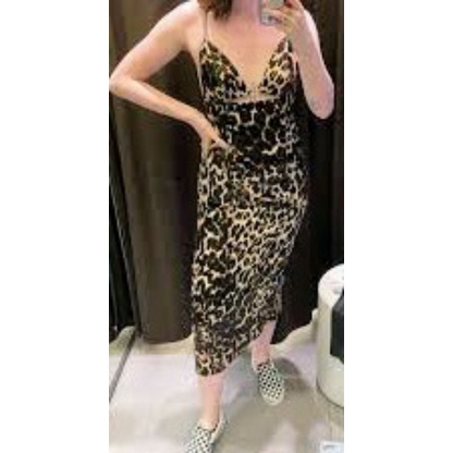 zara animal print midi dress motif leopard