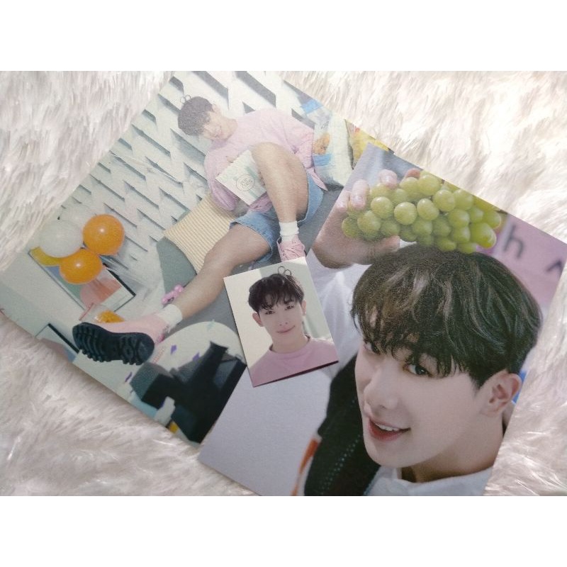 

WONHO SEASON GREETING 2023 - 2024 ( SHARING ) TAKE ALL FREE PHONE BAG RANDOM