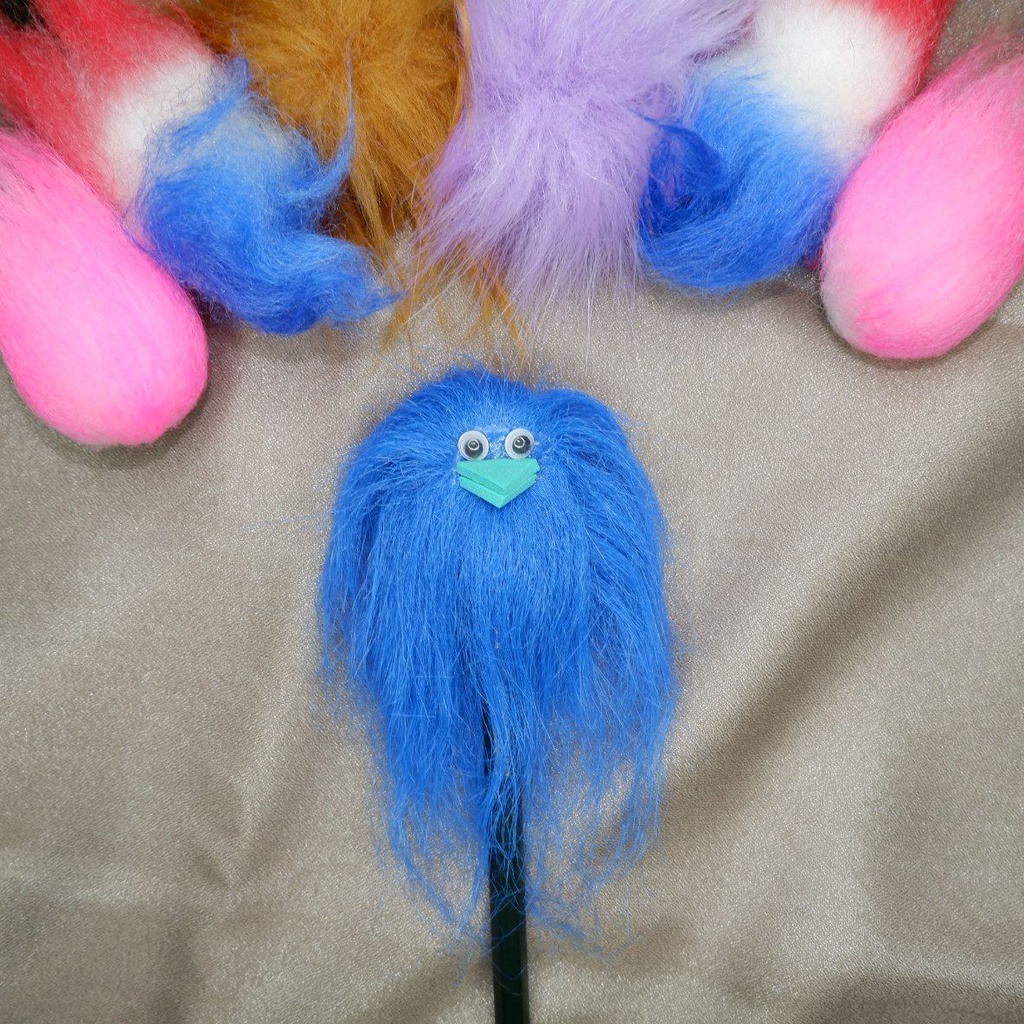 

Sufy Collection, Pensil boneka bulu lucu warna biru, pensil boneka, pensil anak tk/sd, pensil karakter boneka murah, alat tulis sekolah