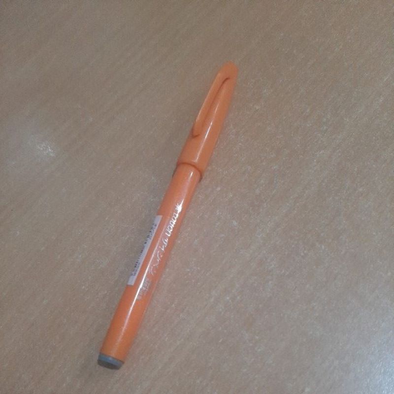 

PRELOVED PENTEL TOUCH BRUSH PEN