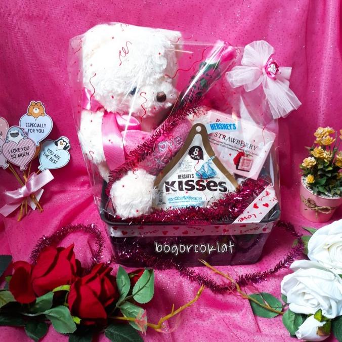 

Spesial Valentine Day Parsel Valentine Teddy Rose