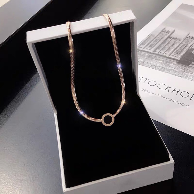 Kalung Pendek Adjustable Desain Angka Romawi  | Kalung Rose Gold 18k | Kalung Bahan Stainless Steel | Kalung Bahan Titanium Steel | Jam Tangan Anti Air / Keringat Tahan Lama