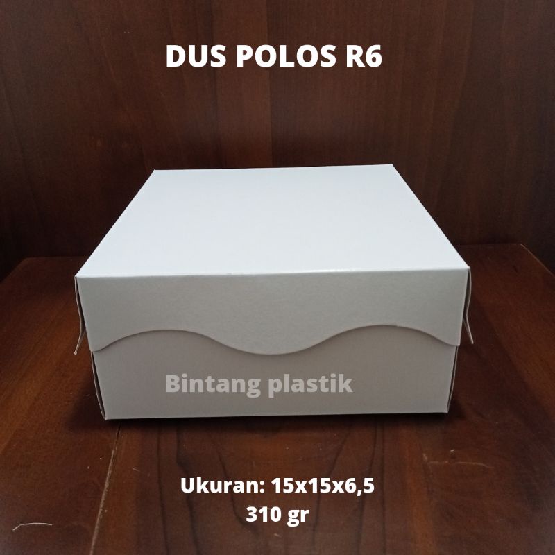 

DUS KUE PUTIH POLOS 15cmx15cm R6 310gr