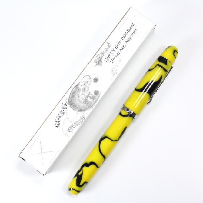 NOODLERS Neponset Flex Acrylic Fountain Pen