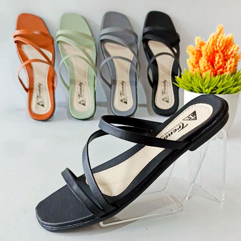 sandal cewek tali trendy / sandal teplek / sandal flat / sandal cewek terbaru / sandal cewek kekinia