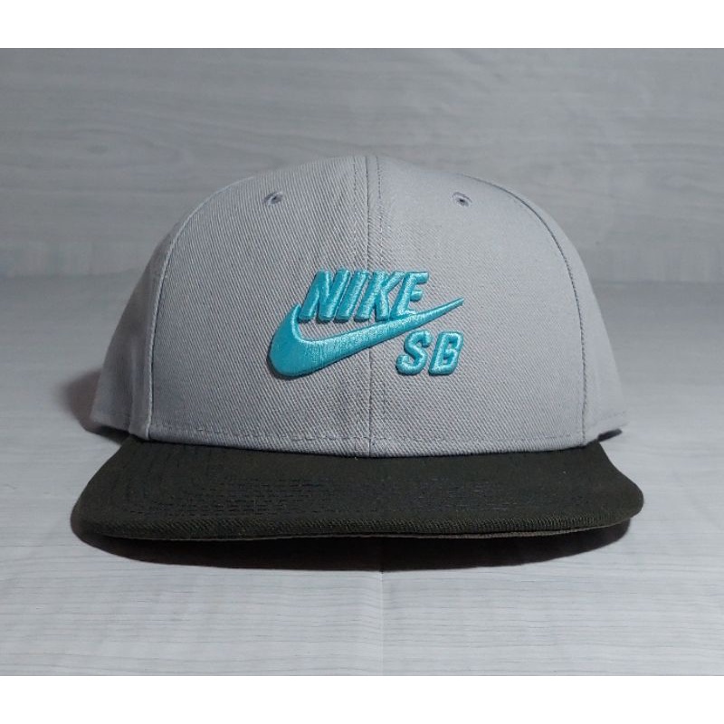 Topi snapback Nike SB authentic original