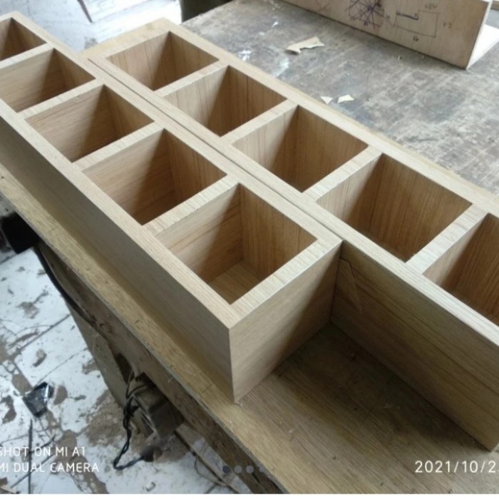 

Terlaris Tempat Alat Tulis Pensil Pernak Pernik 6 Lubang Tinggi 35 Cm