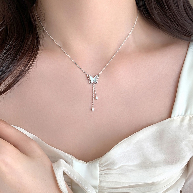 Fashion Korea Alloy Super Peri Putih Fritillary Butterfly Kalung Untuk Wanita
