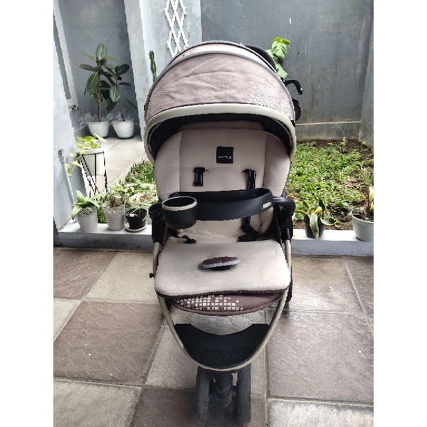 Stroller Baby Elle Tango Kereta Bayi preloved