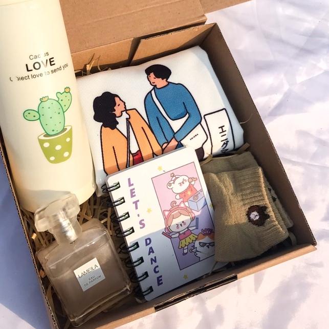 

♤ GIFT BOX TOTE BAG / KADO CEWEK / KADO PACAR / KADO WISUDA / HAMPERS TOTEBAG BOTOL MINUM HADIAH ♪