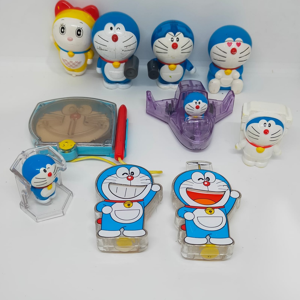 MCDONALDS MCD HAPPY MEAL TOYS - DORAEMON