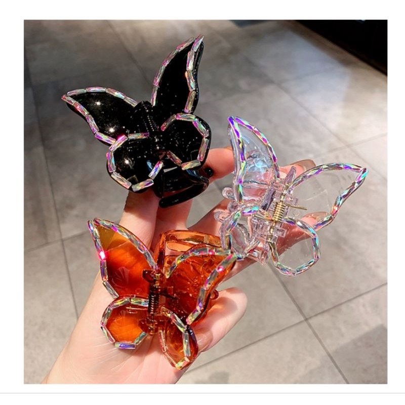 Jepit Rambut Korea Kupu Kupu 4.5cm Dengan Balutan Kristal Jedai Bening Transparan Model Kupu-kupu Butterfly Hair Claw Clips