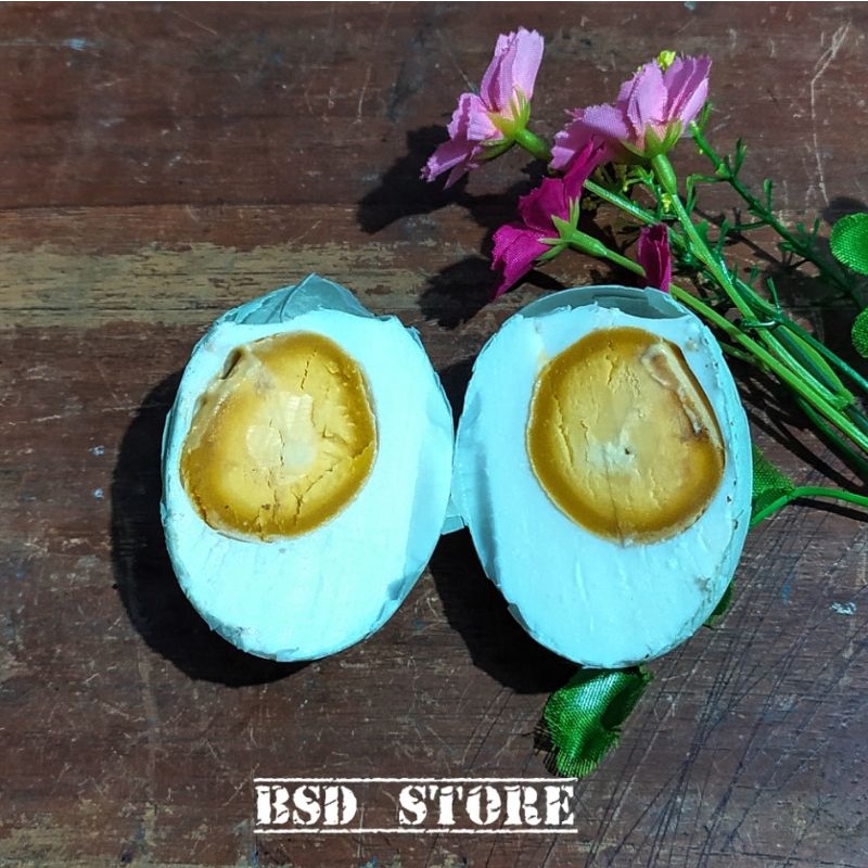 

Telur Asin Khas Klaten Ukuran Besar Grade AB