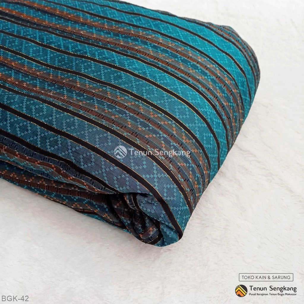 Kain Tenun Baltong Kristal Dobby Bervariasi Benang Emas Sutra Bugis Makassar Biru Hitam Cokelat - Te