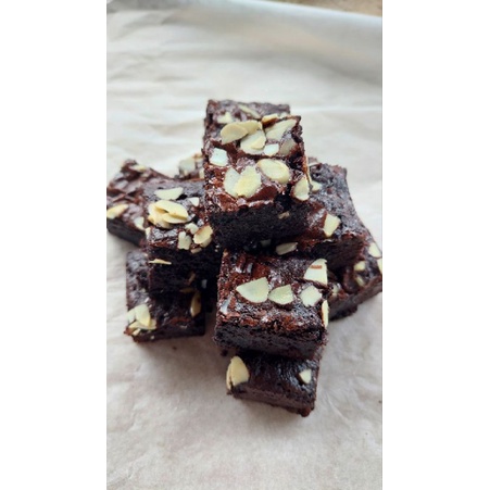 

Triple Chocolate fudgy brownies