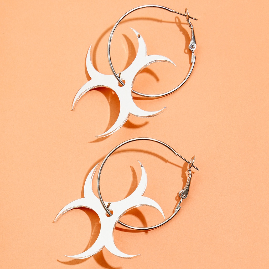 Tren Fashion Kepribadian Berlebihan Gaya Jalan Perak Lingkaran Besar Dart Liontin Anting Pria Dan Wanita Fashion Pasangan Anting