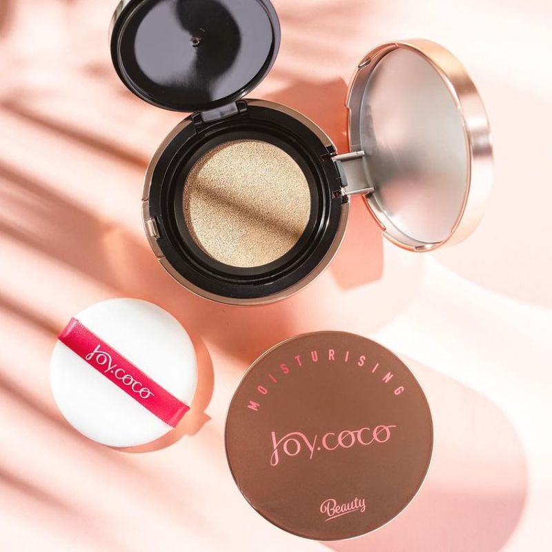 Cushion Fondation Spf 19 PA+++ Joy Coco BB Cream Cushion Alas Bedak Glowing Tahan Lama Murah