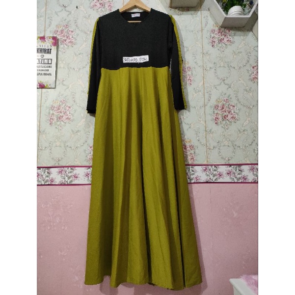 Gamis basic SARKIS preloved dress second pl muslimah syari maxy umbrella