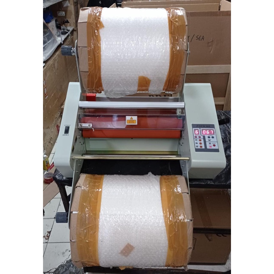 Mesin Laminating Roll PDFM 360