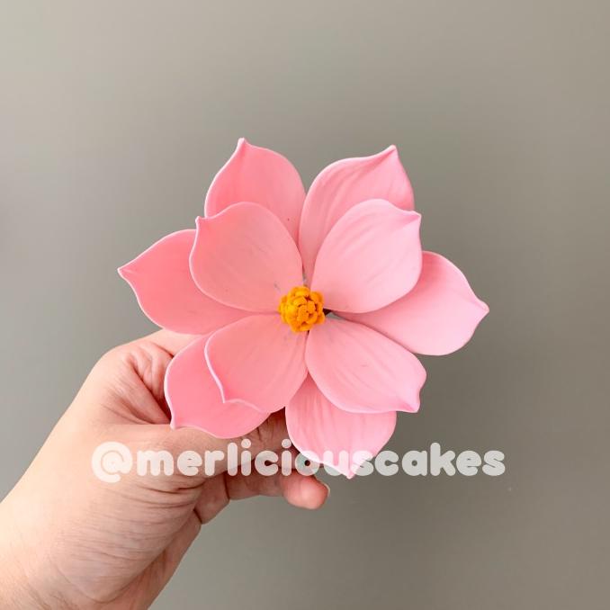 

Magnolia Light Pink Bunga Gumpaste Flower Cake Kue Topper