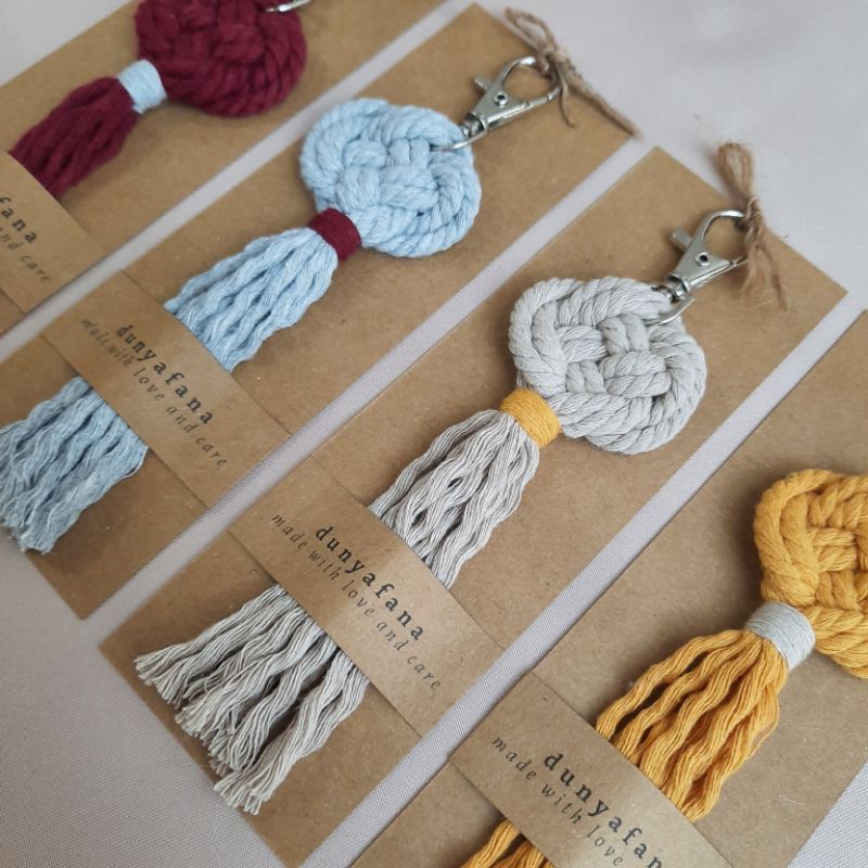 Macrame Keychain - Gantungan Kunci / Souvenir Pernikahan Aesthetic (Grosir)