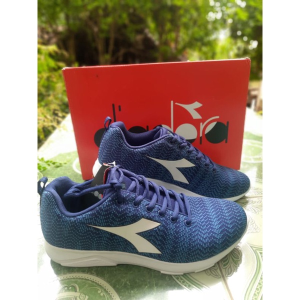 Sepatu Diadora Navy Original 100%