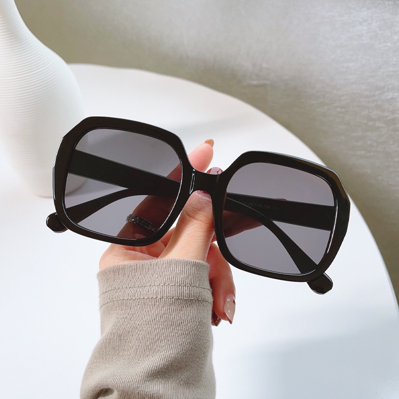 [COD] 2023baru Korea Fashion Wanita Kacamata Hitam Oversized Square Frame RETRO Candy Color Glasses UV400