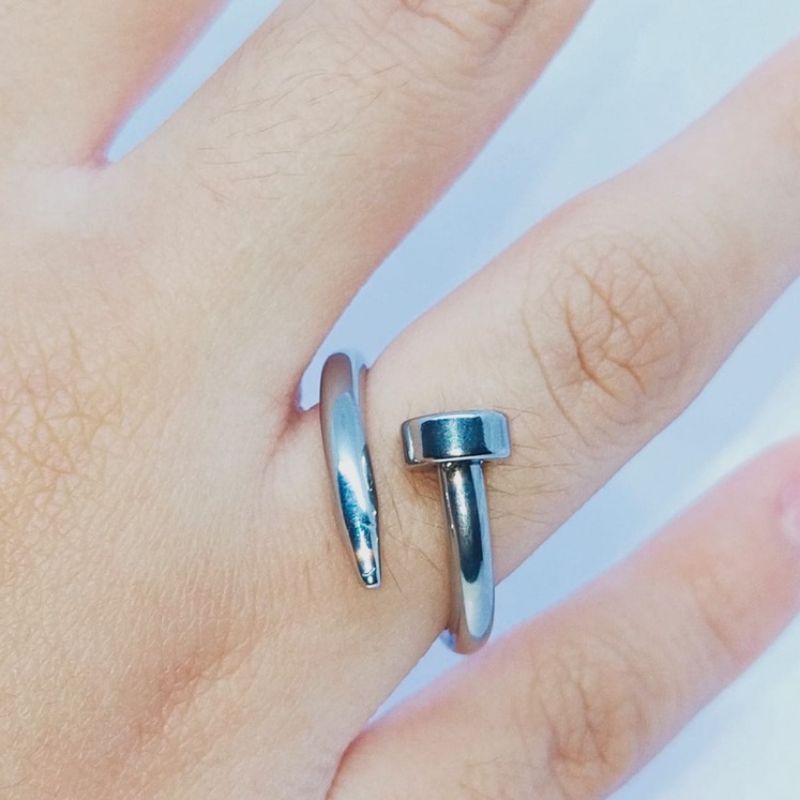 COD BOS KU!! Cincin titanium / cincin paku di jamin 100% antikarat tidak mudah luntur