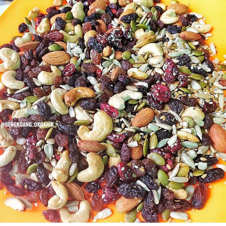 

☀ SUPER TRAIL MIX 1Kg - Almond, Cranberry, Pumpkin Seed, Cashew, Raisin, Sunflower Seed ➵