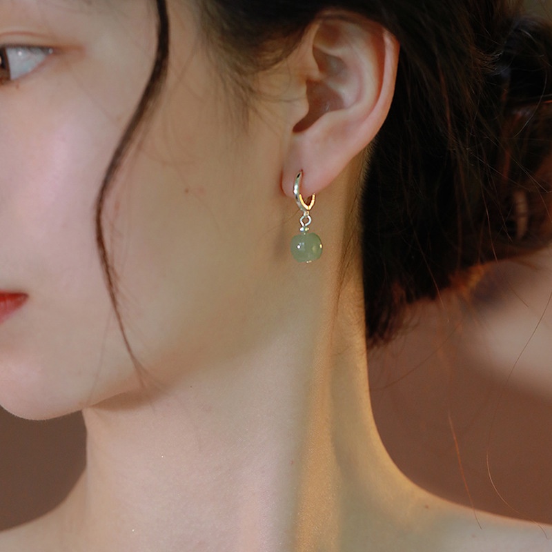 Klip Telinga Sederhana Imitasi Hetian Jade Earrings Stud Earrings Wanita Giok Eardrops Ear Rings Hadiah