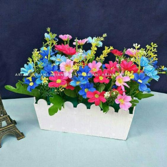 ● ARIANI1318 SET BUNGA PLASTIK KRISAN C28 DENGAN POT PAGAR PLASTIK BESAR ۞
