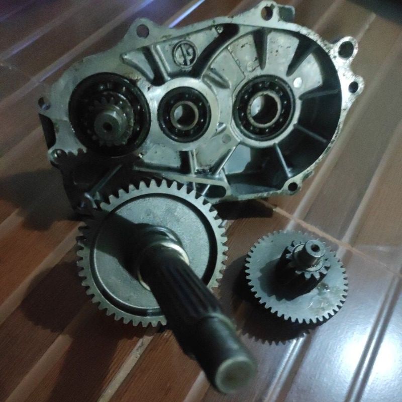 gearbox gearbok gigi transmisi suzuki spin 125