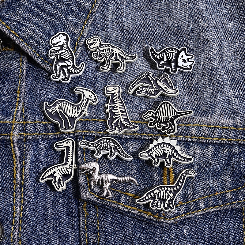 Dinosaurus Enamel Pin Tyrannosaurus Rex Hewan Kuno Custom Perhiasan Hadiah Untuk Teman Hitam Punk Kerah Pakaian Bros Jewelry
