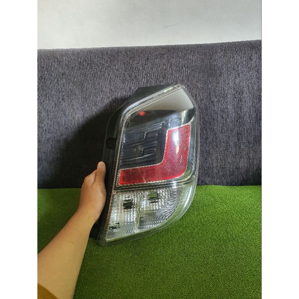 STOPLAMP/LAMPU BELAKANG AGYA TRD MODEL LED KANAN ATAU KIRI